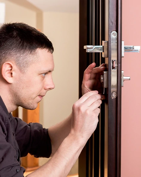 : Professional Locksmith For Commercial And Residential Locksmith Services in Blythe, CA