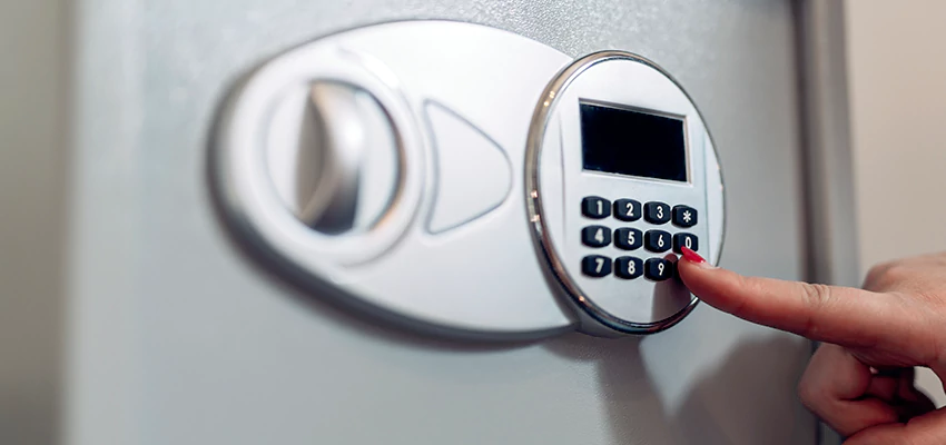 Jewelry Safe Cracking in Blythe, California